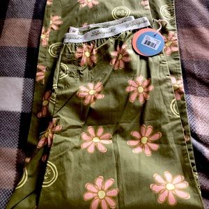 Ladies Life is Good Lounge Pants